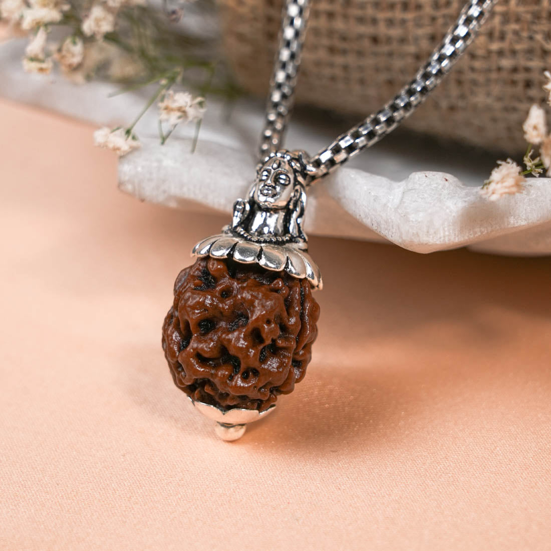 Adiyogi Pendant (3 Mukhi Nepali Rudraksha) With Chain