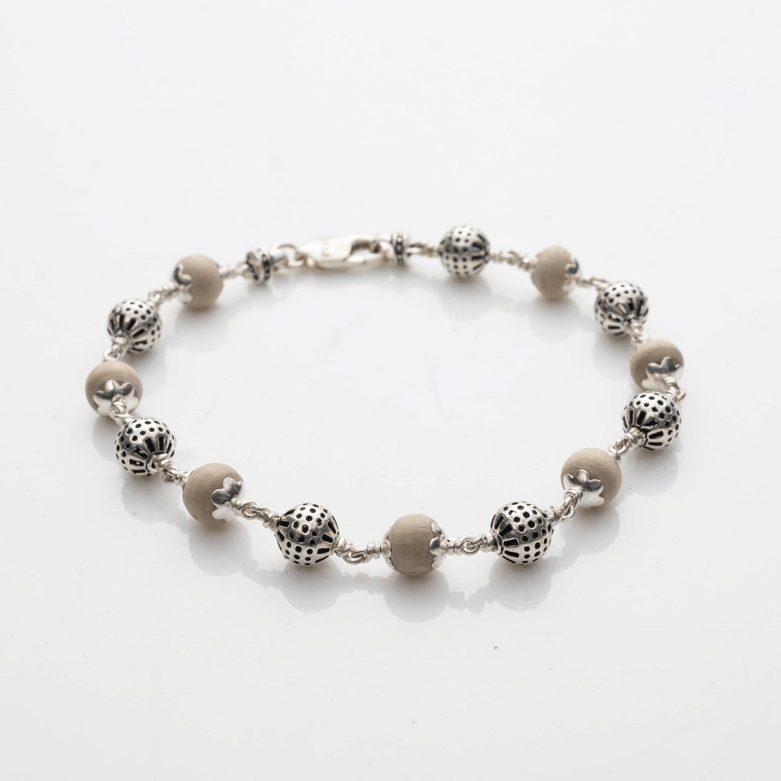 Tulsi With Round Silver Beads Bracelet