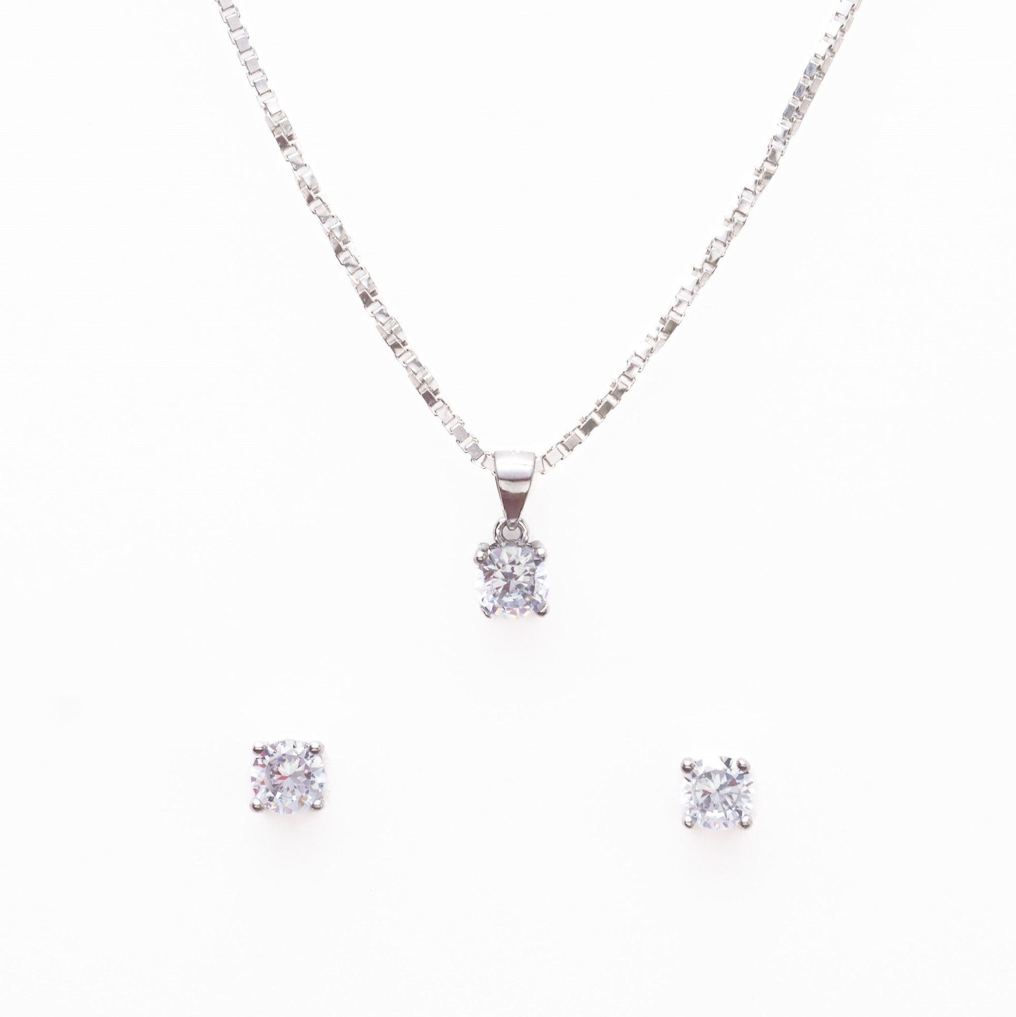 Real Silver Set Chain Circular Pendant and Earrings with Finely Cut Stones for Women