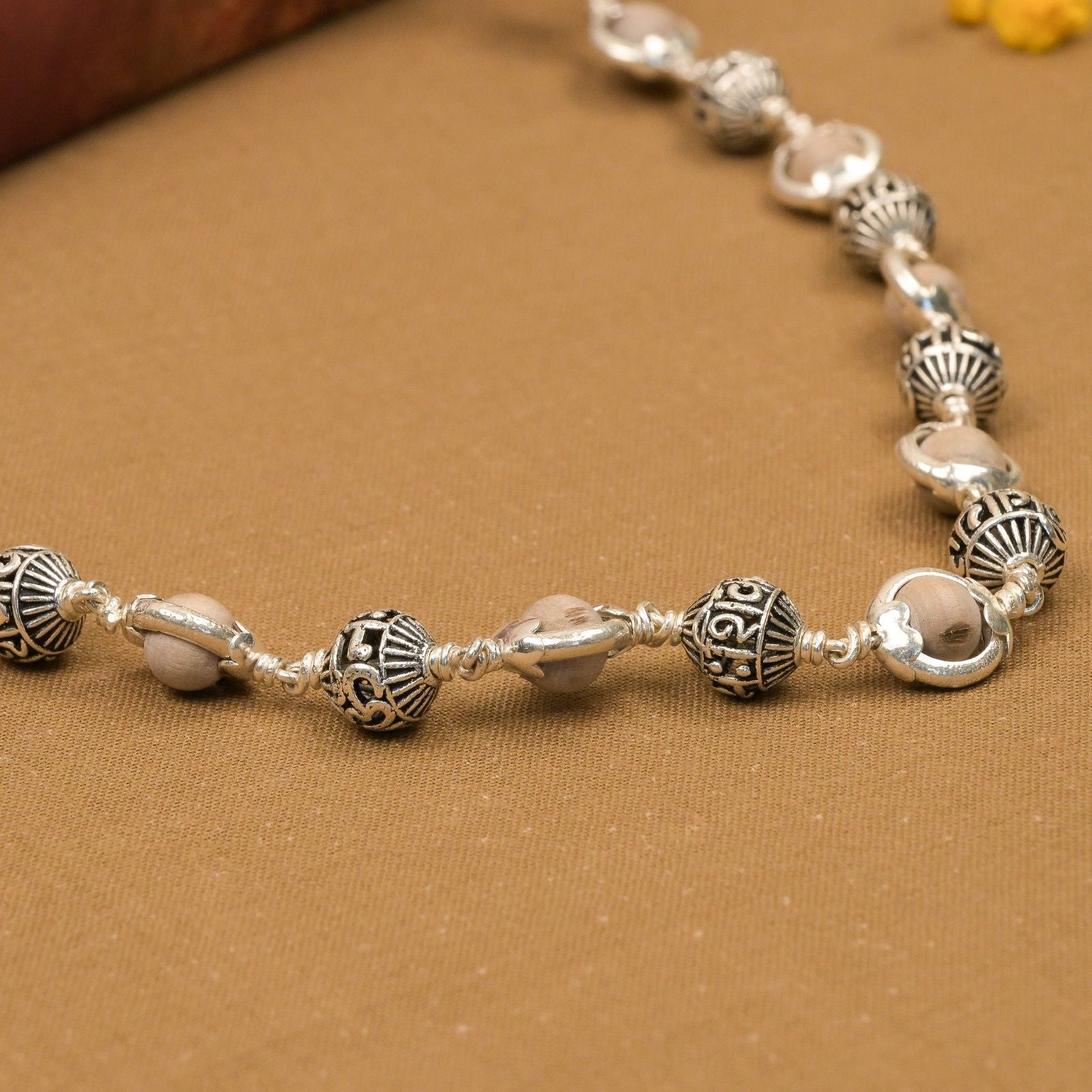 Tulsi Capping With Om Namah Shivay Silver Beads Mala