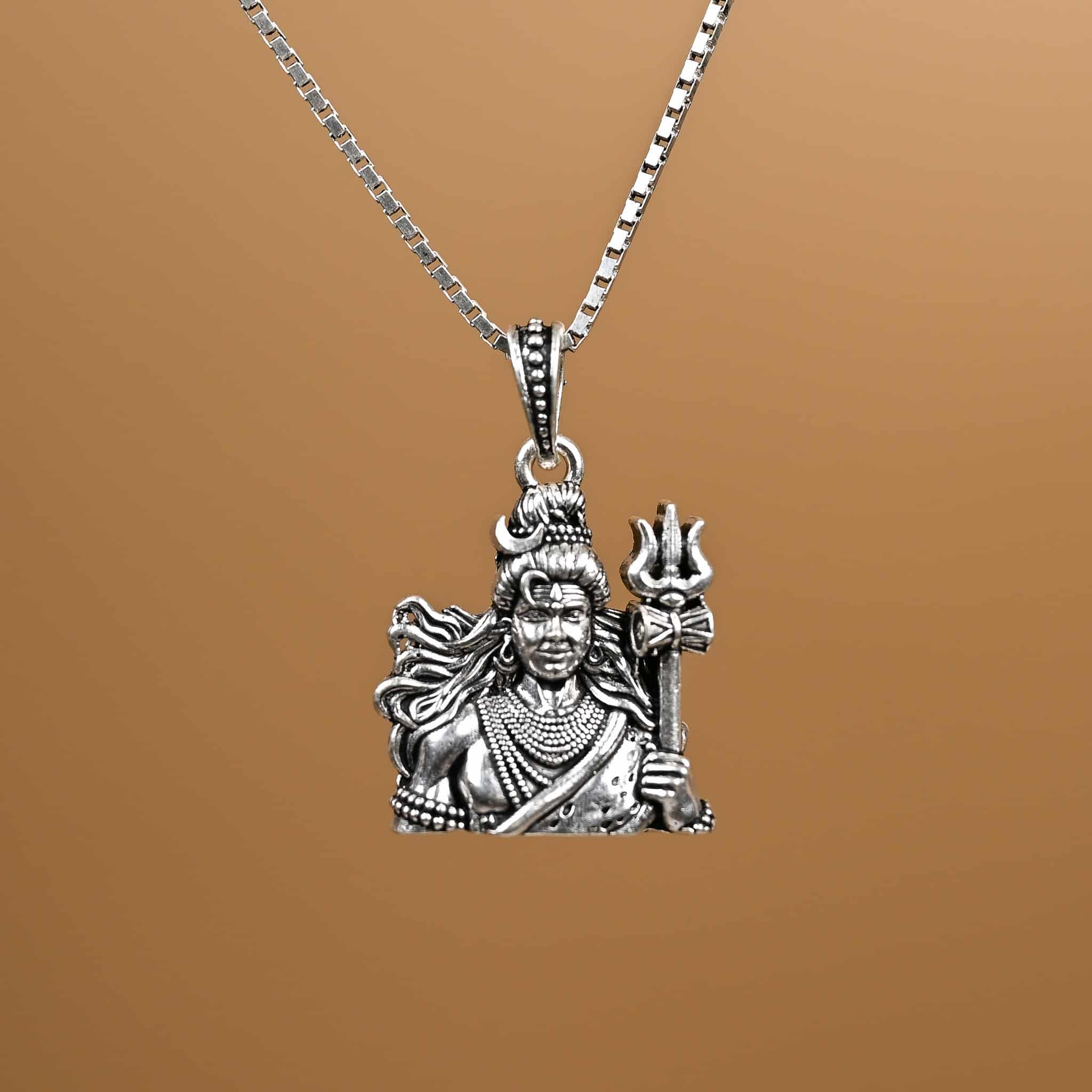 Lord Shiv Shankar Silver Pendant With Chain