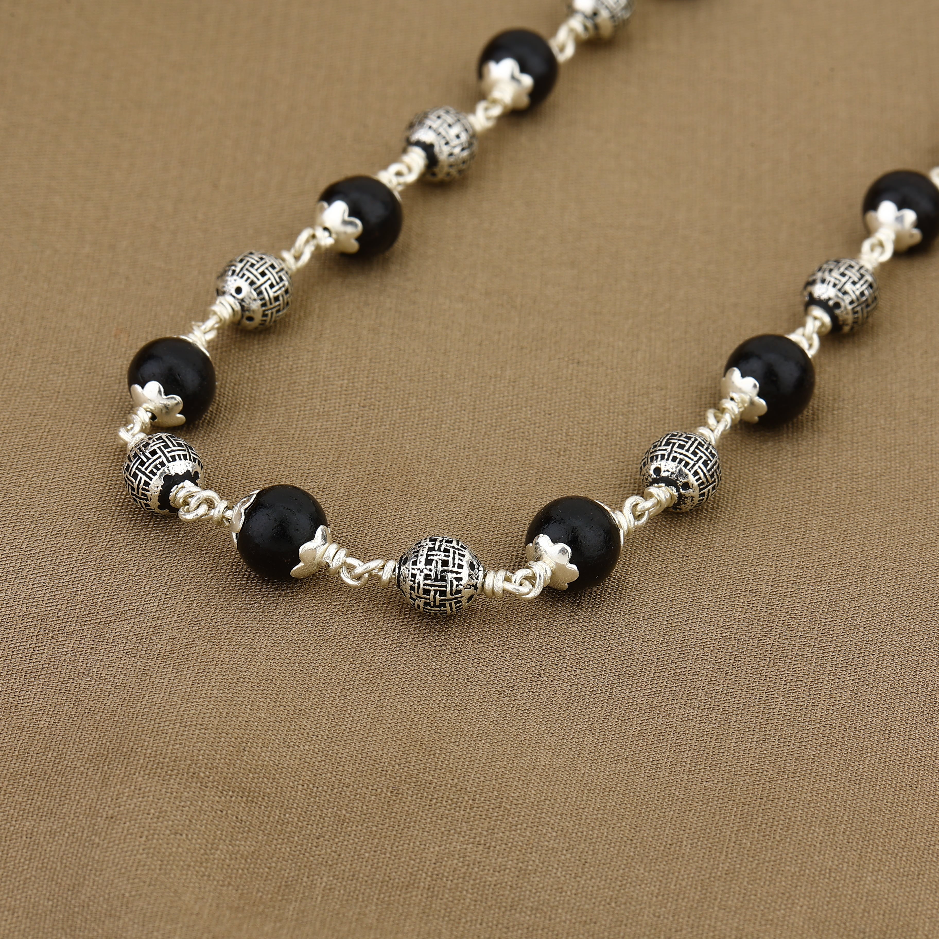 Karungali Silver Mala (Spherical Beads)