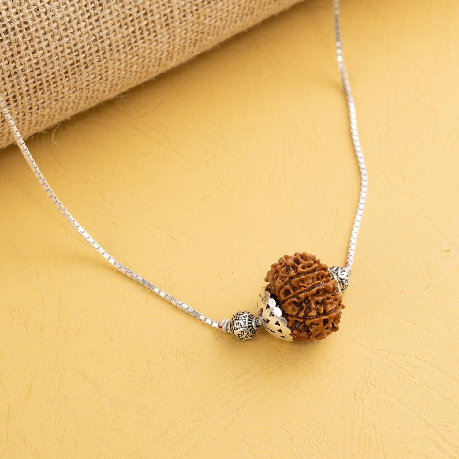 9 Mukhi Rudraksha Kavach